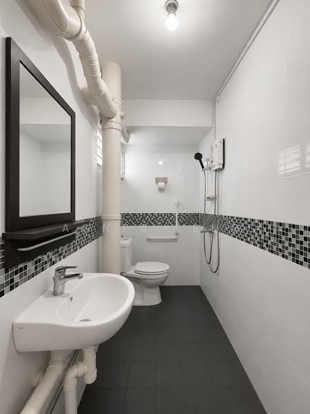107 Yishun Ring Road, 107 Yishun Ring Road, 3 Bedrooms, 1,012 sqft, HDB Flat For Sale, by Agnes Teng, 500209855 - Bathroom - PropertyGuru.com.sg