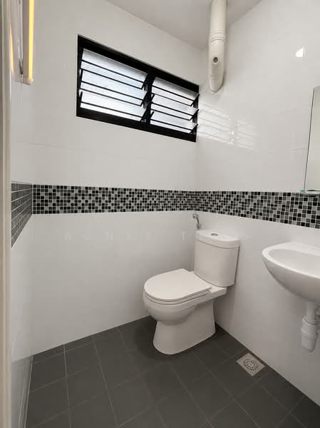 107 Yishun Ring Road, 107 Yishun Ring Road, 3 Bedrooms, 1,012 sqft, HDB Flat For Sale, by Agnes Teng, 500209855 - Bathroom - PropertyGuru.com.sg