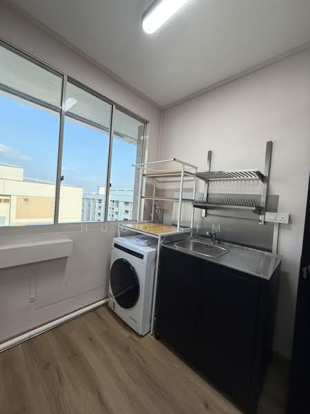 898A Tampines Street 81, 898A Tampines Street 81, Studio, 320 sqft, HDB Flat For Rent, by Hugo Sim, 500209861 - Kitchen - PropertyGuru.com.sg