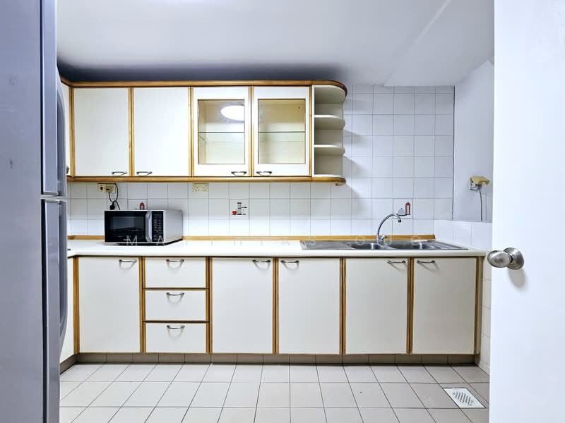 Central Green, 9 Jalan Membina, 1 Bedroom, 807 sqft, Condominium For Sale, by Matthias Guo, 500209872 - Kitchen - PropertyGuru.com.sg