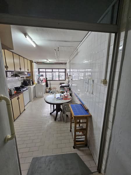126 Serangoon North Avenue 1, 126 Serangoon North Avenue 1, 3 Bedrooms, 990 sqft, HDB Flat For Sale, by Michael Wong, 500209877 - Kitchen - PropertyGuru.com.sg