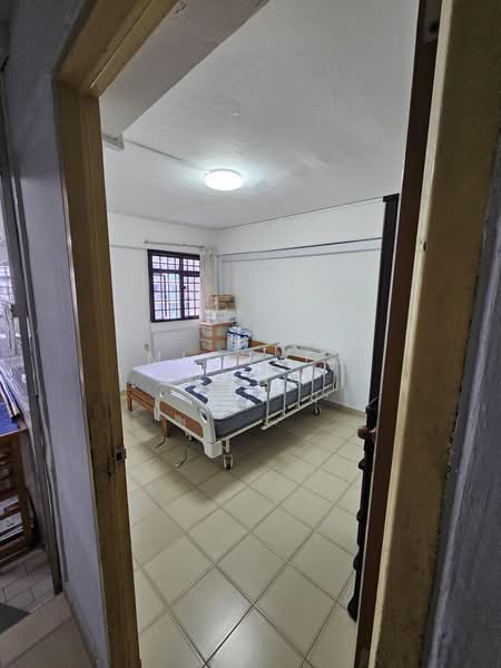126 Serangoon North Avenue 1, 126 Serangoon North Avenue 1, 3 Bedrooms, 990 sqft, HDB Flat For Sale, by Michael Wong, 500209877 - Bedroom - PropertyGuru.com.sg