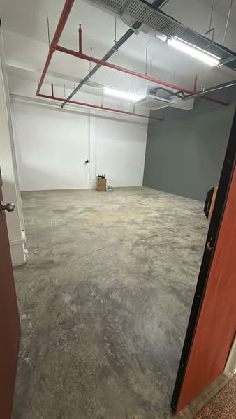B-Central, 996 Bendemeer Road, 450 sqft, Light Industrial (B1) For Rent, by Hugo Sim, 500209892 - Interior - CommercialGuru.com.sg