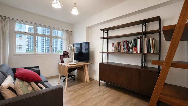 318B Yishun Greenwalk, 318B Yishun Avenue 9, 3 Bedrooms, 1,206 sqft, HDB Flat For Rent, by Evon Tan 陈玉凤, 500209893 - Living Room - PropertyGuru.com.sg