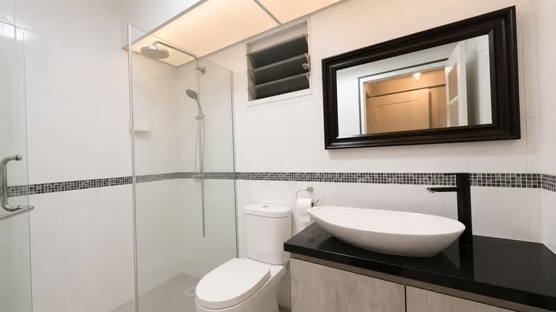 318B Yishun Greenwalk, 318B Yishun Avenue 9, 3 Bedrooms, 1,206 sqft, HDB Flat For Rent, by Evon Tan 陈玉凤, 500209893 - Bathroom - PropertyGuru.com.sg