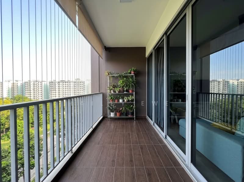 Seastrand, 1 Pasir Ris Link, 3 Bedrooms, 1,109 sqft, Condominium For Rent, by Hailey Ewe, 500209904 - Balcony - PropertyGuru.com.sg