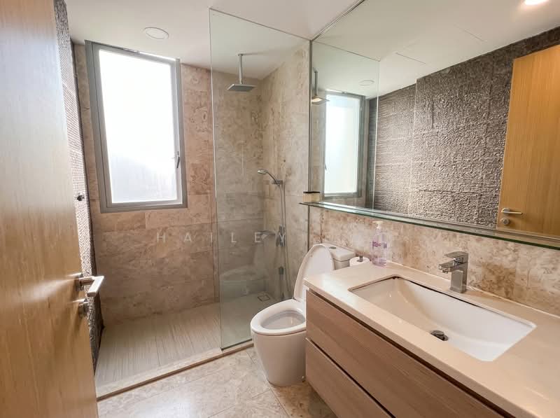 Seastrand, 1 Pasir Ris Link, 3 Bedrooms, 1,109 sqft, Condominium For Rent, by Hailey Ewe, 500209904 - Bathroom - PropertyGuru.com.sg