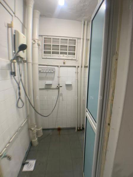 20 Chai Chee Road, 20 Chai Chee Road, Bedok / Upper East Coast, 2 Bedrooms, 700 sqft, HDB Flat For Rent, by Wayne Deng, 500209905 - Bathroom - PropertyGuru.com.sg