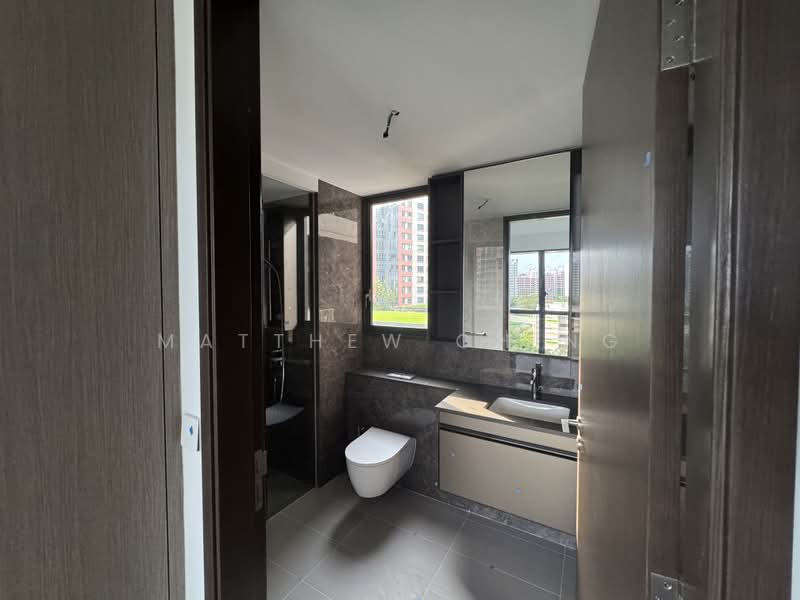 Tembusu Grand, 96 Jalan Tembusu, 3 Bedrooms, 1,173 sqft, Condominium For Rent, by Matthew Ching, 500209906 - Bathroom - PropertyGuru.com.sg