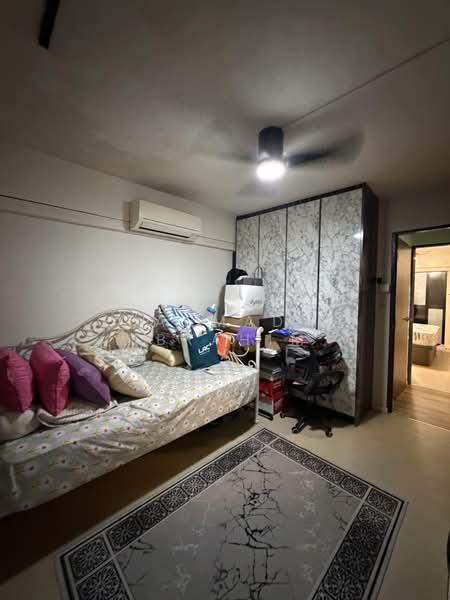 463 Jurong West Street 41, 463 Jurong West Street 41, 2 Bedrooms, 720 sqft, HDB Flat For Sale, by Ahmad Ibrahim, 500209911 - Bedroom - PropertyGuru.com.sg