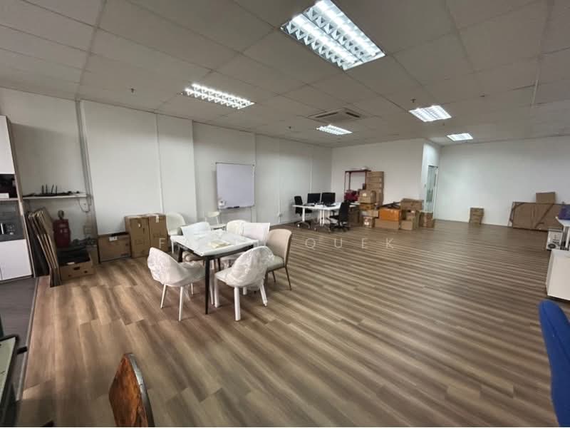 Unity Centre, 51 Bukit Batok Crescent, 380 sqft, Light Industrial (B1) For Rent, by Faith Quek, 500209912 - CommercialGuru.com.sg