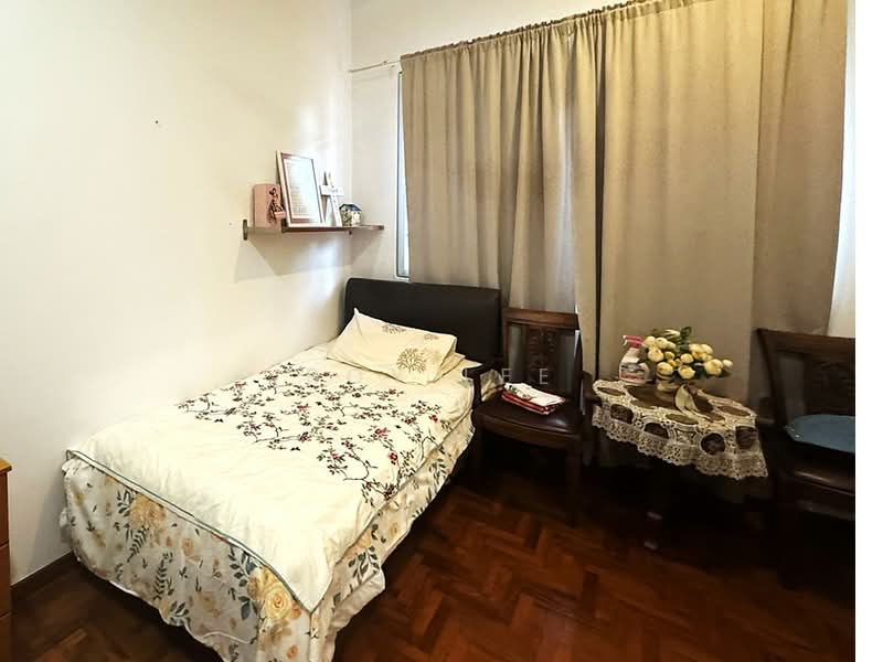 ⭐️ Eminence Landed ⭐️ D20 Charming 2.5 Sty Semi-D @ THOMSON HILLS ESTATE, Thomson HIll, 6 Bedrooms, 4,500 sqft, Semi-Detached House For Sale, by Roy Lee, 500209945 - Bedroom - PropertyGuru.com.sg