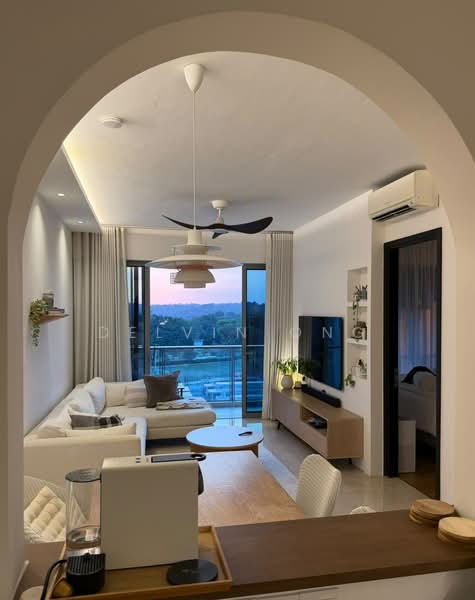 Thomson Grand, 13 Sin Ming Walk, 2 Bedrooms, 947 sqft, Condominium For Sale, by Delvin Ong, 500209963 - Living Room - PropertyGuru.com.sg
