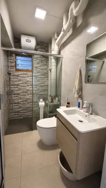 318A Anchorvale Link, 318A Anchorvale Link, 3 Bedrooms, 1,194 sqft, HDB Flat For Sale, by Jimmy Kwek, 500209984 - Bathroom - PropertyGuru.com.sg