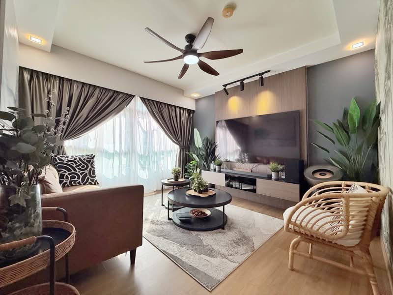355A Anchorvale Lane, 355A Anchorvale Lane, 3 Bedrooms, 1,001 sqft, HDB Flat For Sale, by Farihin ., 500209990 - Living Room - PropertyGuru.com.sg