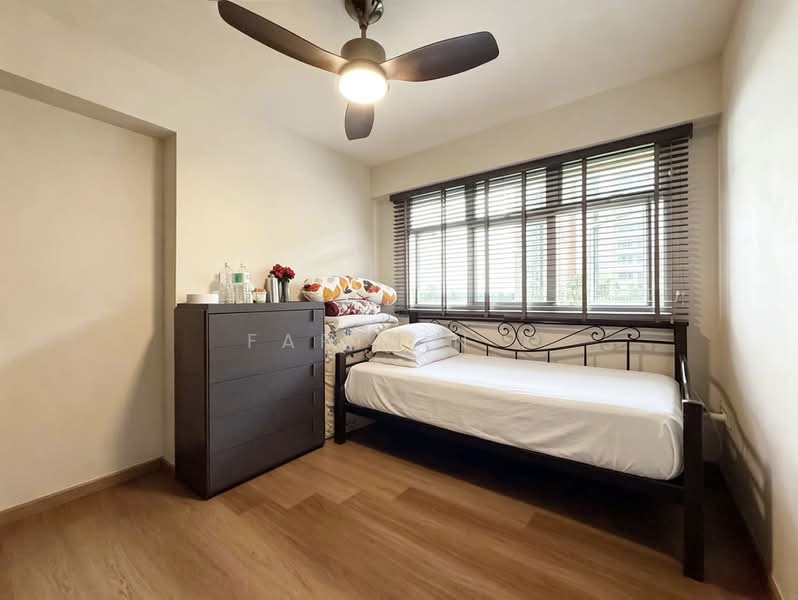 355A Anchorvale Lane, 355A Anchorvale Lane, 3 Bedrooms, 1,001 sqft, HDB Flat For Sale, by Farihin ., 500209990 - Common Room 2 - PropertyGuru.com.sg