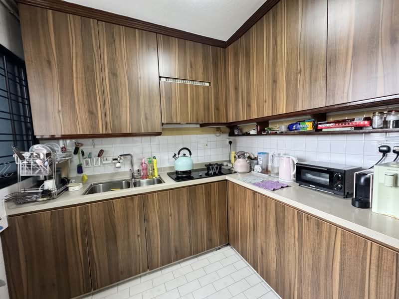 655 Hougang Avenue 8, 655 Hougang Avenue 8, 3 Bedrooms, 1,292 sqft, HDB Flat For Sale, by Huile Wang, 500210002 - Kitchen - PropertyGuru.com.sg