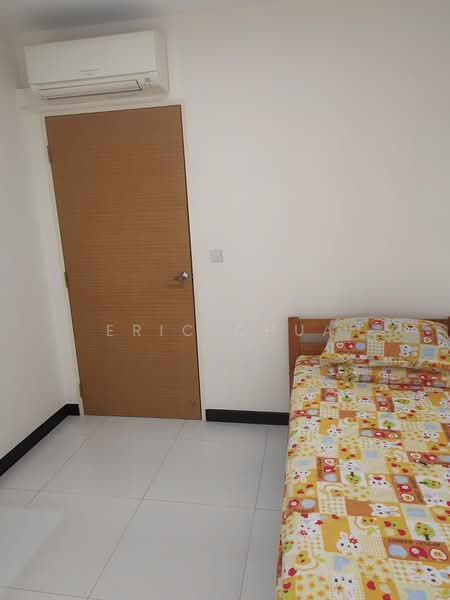 472B Fernvale Street, 472B Fernvale Street, Room Rental, 150 sqft, HDB Flat For Rent, by Eric Chua, 500210010 - Bedroom - PropertyGuru.com.sg