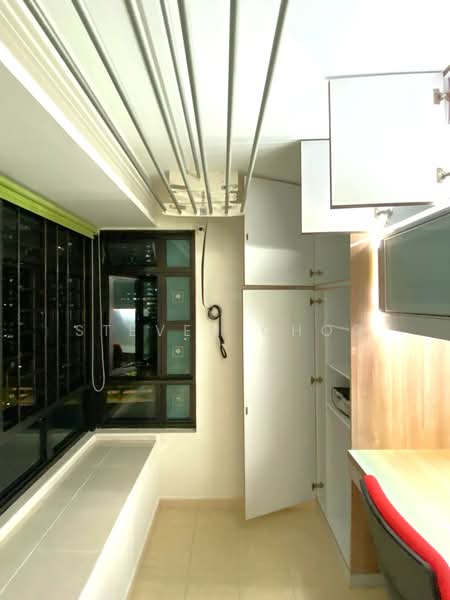 421 Ang Mo Kio Avenue 10, 421 Ang Mo Kio Avenue 10, 3 Bedrooms, 1,066 sqft, HDB Flat For Sale, by Steven Choo, 500210011 - Balcony - PropertyGuru.com.sg