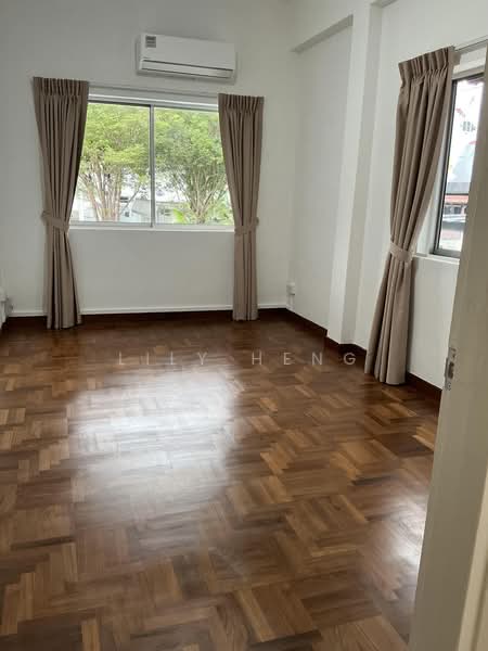 Kovan road, Kovan road, 3 Bedrooms, 2,450 sqft, Terraced House For Rent, by Lily Heng, 500210016 - Bedroom 1 - PropertyGuru.com.sg