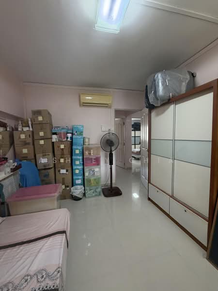 430 Jurong West Avenue 1, 430 Jurong West Avenue 1, 3 Bedrooms, 1,108 sqft, HDB Flat For Sale, by Ashley Chia, 500210018 - Bedroom - PropertyGuru.com.sg