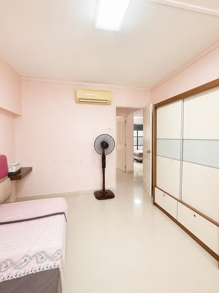 430 Jurong West Avenue 1, 430 Jurong West Avenue 1, 3 Bedrooms, 1,108 sqft, HDB Flat For Sale, by Ashley Chia, 500210018 - PropertyGuru.com.sg