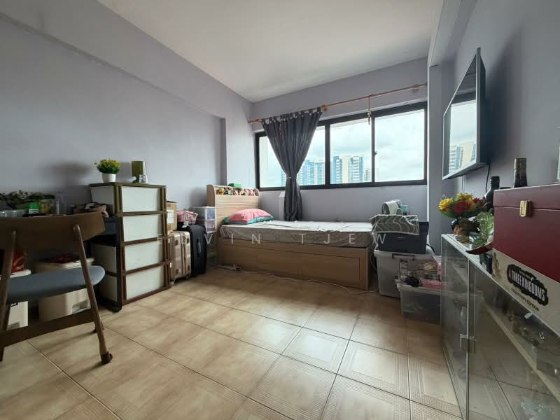 642 Rowell Road, 642 Rowell Road, 3 Bedrooms, 1,108 sqft, HDB Flat For Sale, by Elvin Tjew, 500210020 - Bedroom - PropertyGuru.com.sg