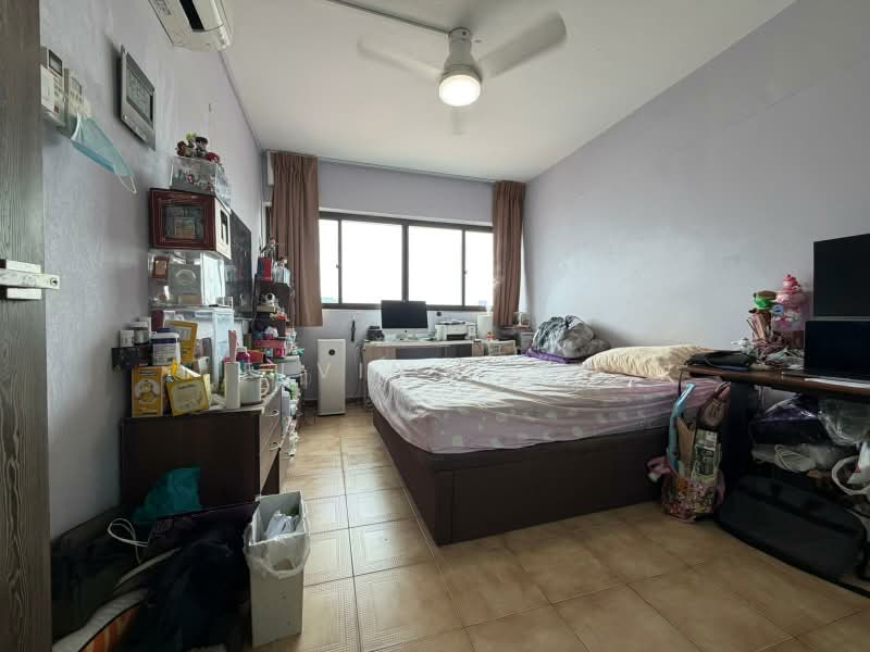 642 Rowell Road, 642 Rowell Road, 3 Bedrooms, 1,108 sqft, HDB Flat For Sale, by Elvin Tjew, 500210020 - Bedroom - PropertyGuru.com.sg