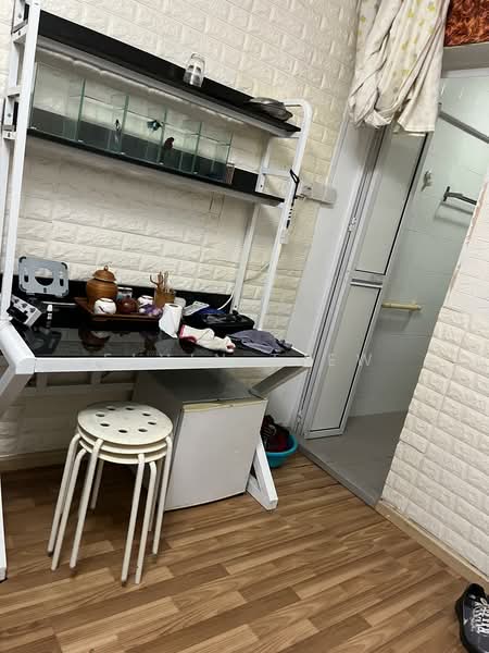 168 Bukit Batok West Avenue 8, 168 Bukit Batok West Avenue 8, Room Rental, 200 sqft, HDB Flat For Rent, by Elvin Tjew, 500210026 - Interior - PropertyGuru.com.sg