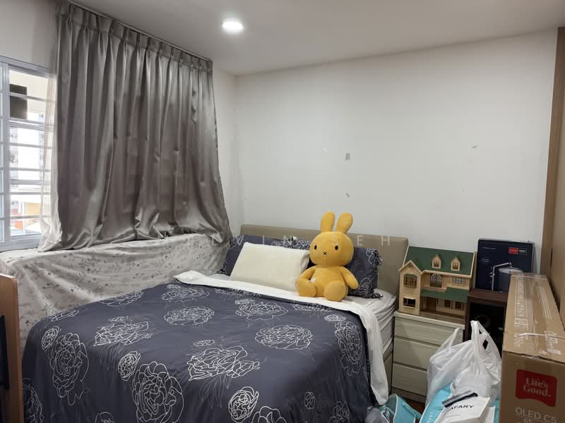 317 Serangoon Avenue 2, 317 Serangoon Avenue 2, 3 Bedrooms, 1,625 sqft, HDB Flat For Sale, by Melvin Seh, 500210027 - Bedroom - PropertyGuru.com.sg