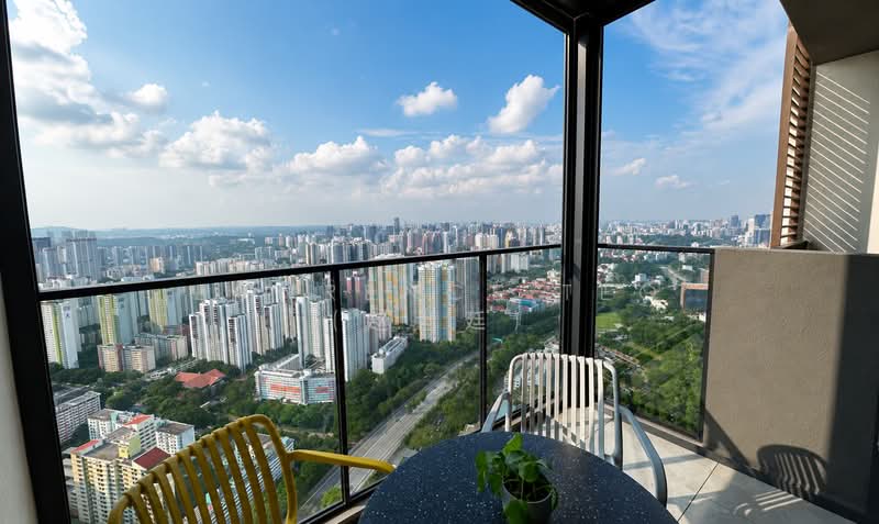 Avenue South Residence, 1 Silat Avenue, 1 Bedroom, 527 sqft, Condominium For Rent, by Lawrence Teo (赵世廷), 500210028 - Balcony - PropertyGuru.com.sg
