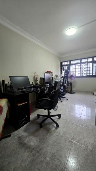 229 Compassvale Walk, 229 Compassvale Walk, 3 Bedrooms, 1,323 sqft, HDB Flat For Sale, by James Yeo, 500210030 - Study - PropertyGuru.com.sg