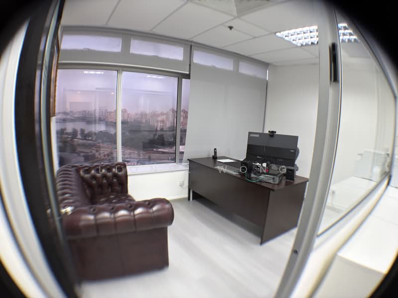 The Plaza, 7500A Beach Road, Beach Road / Bugis / Rochor, 441 sqft, Office For Sale, by Lionel Wong, 500210047 - Director’s room - CommercialGuru.com.sg