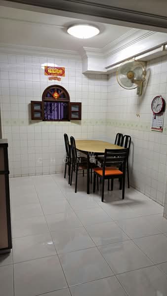 323 Tampines Street 33, 323 Tampines Street 33, Room Rental, 150 sqft, HDB Flat For Rent, by Lew Chong Yit, 500210061 - Dining Room - PropertyGuru.com.sg