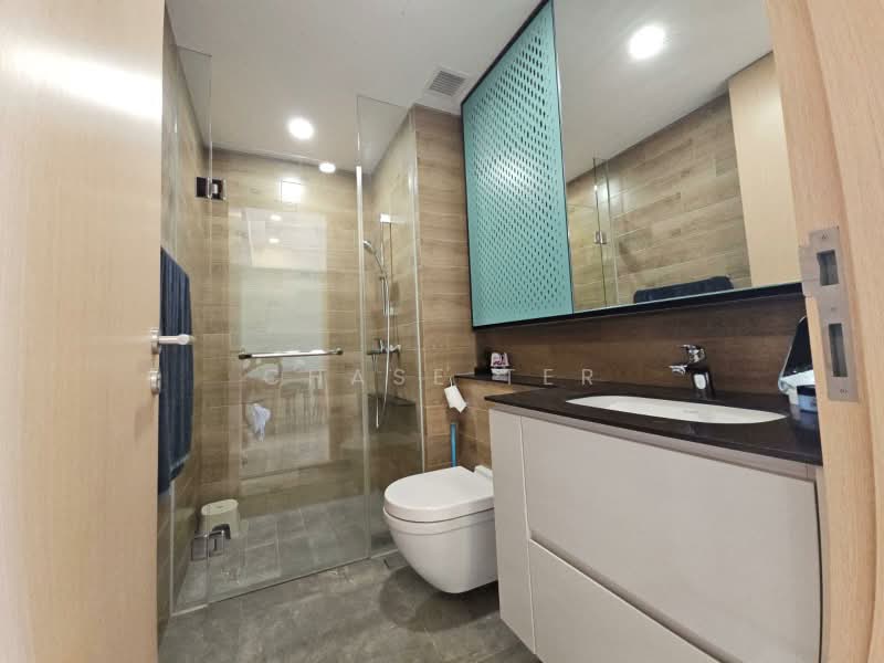 The Tre Ver, 60 Potong Pasir Avenue 1, 2 Bedrooms, 700 sqft, Condominium For Sale, by Chase Ter, 500210070 - Bathroom - PropertyGuru.com.sg
