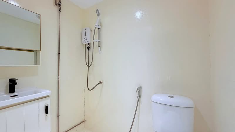 Eng Kong Terrace, , Room Rental, 150 sqft, Shophouse For Rent, by Sherman Soh, 500210083 - Bathroom - PropertyGuru.com.sg