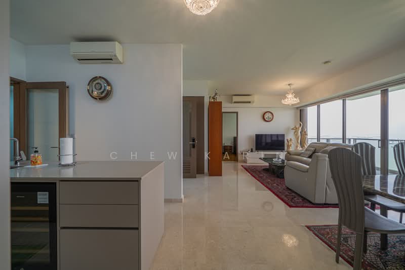 Seaside Residences, 10 Siglap Link, 4 Bedrooms, 1,679 sqft, Apartment For Sale, by Chew Karin, 500210106 - Living Room - PropertyGuru.com.sg