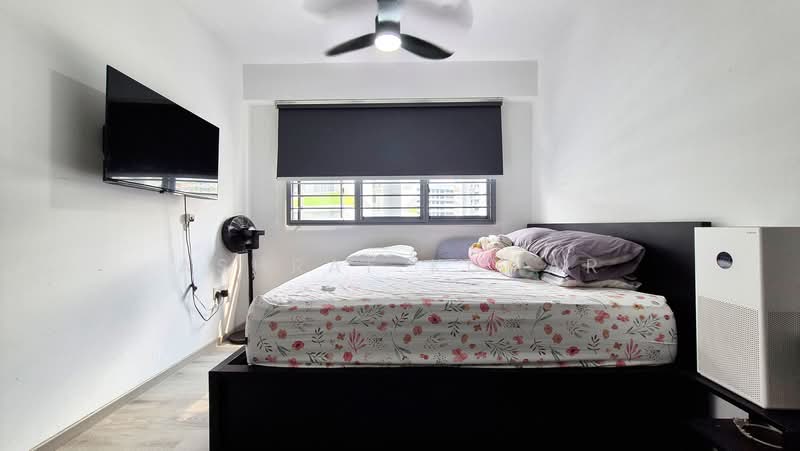 621B Tampines Street 61, 621B Tampines Street 61, 3 Bedrooms, 1,001 sqft, HDB Flat For Sale, by Ashraf Kumar, 500210116 - Master bedroom - PropertyGuru.com.sg