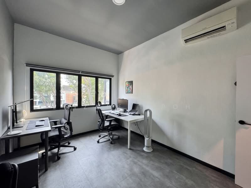 East Grove, 424A East Coast Road, 2 Bedrooms, 990 sqft, Condominium For Sale, by Elizabeth Poh, 500210119 - Study - PropertyGuru.com.sg