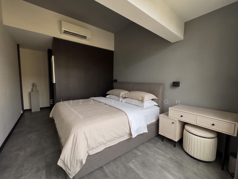 East Grove, 424A East Coast Road, 2 Bedrooms, 990 sqft, Condominium For Sale, by Elizabeth Poh, 500210119 - Bedroom - PropertyGuru.com.sg