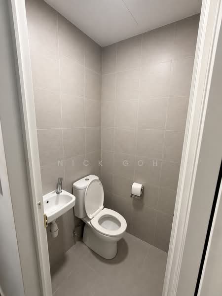 The Brownstone, 152 Canberra Drive, Sembawang / Yishun, 3 Bedrooms, 958 sqft, Executive Condominium For Sale, by Nick Goh, 500210121 - Bathroom - PropertyGuru.com.sg