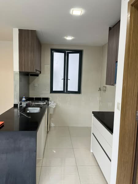 The Palette, 111 Pasir Ris Grove, 1 Bedroom, 495 sqft, Condominium For Sale, by Tiong Lim Marcus Suaw, 500210124 - Kitchen - PropertyGuru.com.sg