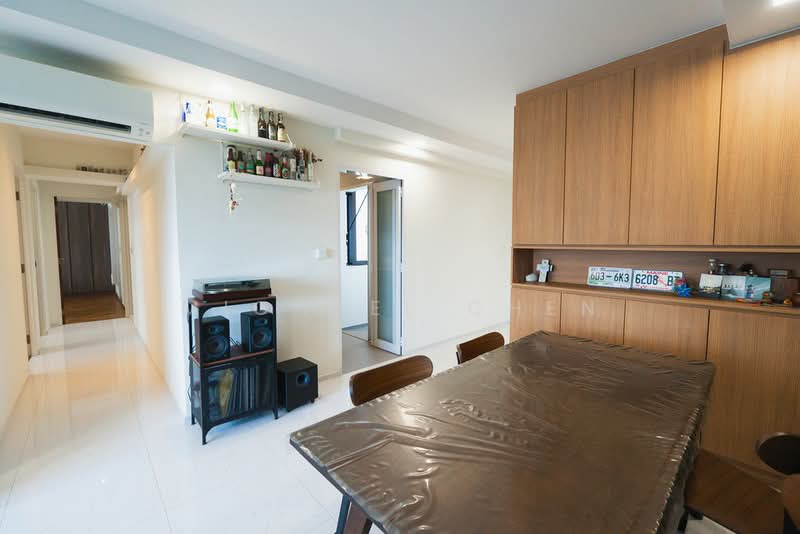 28D Dover Crescent, 28D Dover Crescent, 3 Bedrooms, 1,023 sqft, HDB Flat For Sale, by Michael Chen, 500210125 - Dining Room - PropertyGuru.com.sg