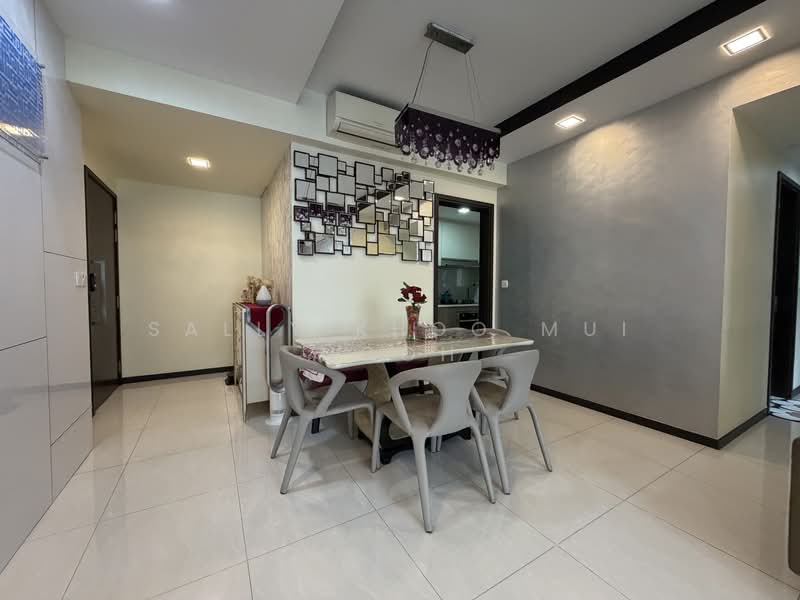 Lake Life, 12 Tao Ching Road, 4 Bedrooms, 1,249 sqft, Executive Condominium For Sale, by Sally Khoo Mui Ngoh, 500210126 - Dining Room - PropertyGuru.com.sg