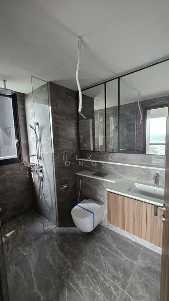 Lentor Modern, 3 Lentor Central, 3 Bedrooms, 990 sqft, Condominium For Sale, by Cherie Ong, 500210132 - Bathroom - PropertyGuru.com.sg
