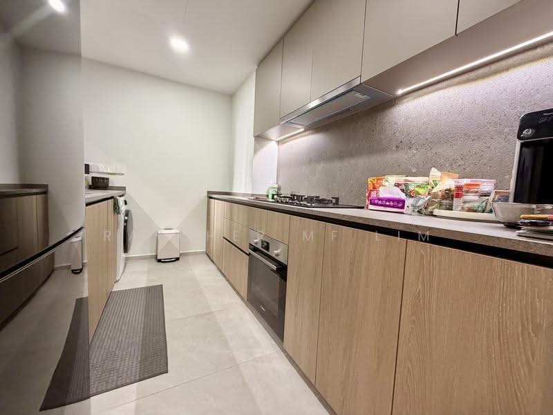 KI Residences At Brookvale, 8 Brookvale Drive, Clementi Park / Upper Bukit Timah, 3 Bedrooms, 936 sqft, Condominium For Rent, by Raycher MF Lim, 500210156 - Kitchen - PropertyGuru.com.sg