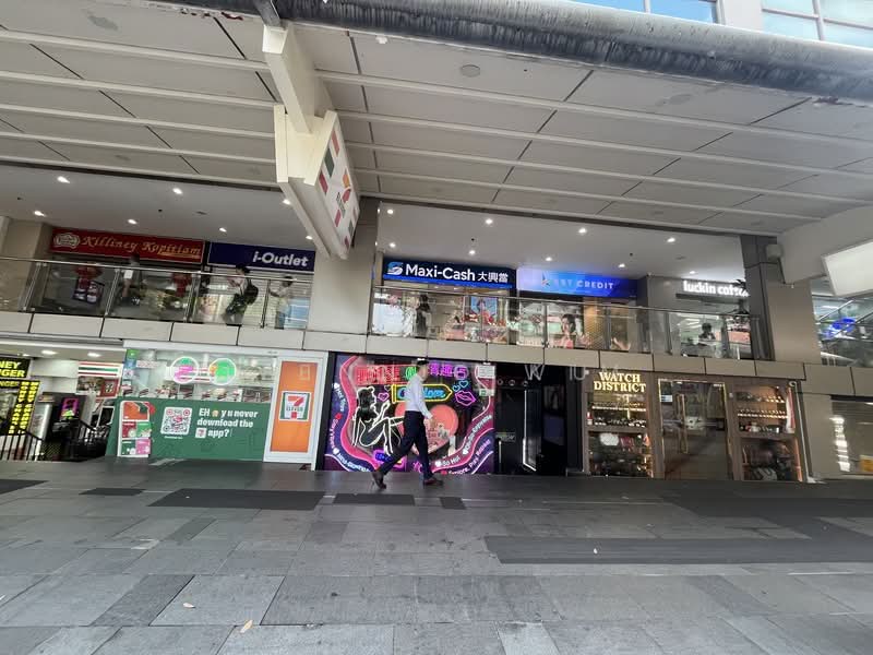 Lucky Plaza, 304 Orchard Road, Orchard / River Valley, 495 sqft, Mall Shop For Rent, by Lee Soo Kim, 500210158 - CommercialGuru.com.sg