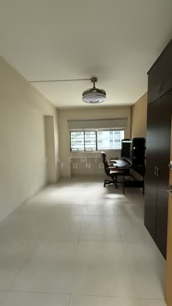 Bedok Reservior 5 room hdb, Jalan Tenaga, Bedok Reservior, 4 Bedrooms, 1,333 sqft, HDB Flat For Sale, by Jasmine Fung, 500210163 - PropertyGuru.com.sg