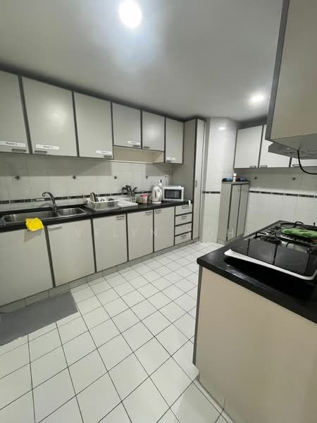 The Tanamera, 1 Tanah Merah Kechil Road, Room Rental, 150 sqft, Condominium For Rent, by Velyn Toh, 500210164 - Kitchen - PropertyGuru.com.sg