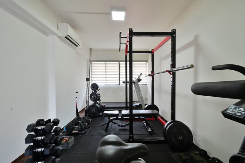 302 Yishun Central, 302 Yishun Central, 3 Bedrooms, 1,313 sqft, HDB Flat For Sale, by Sufy B., 500210167 - Common Bedroom - PropertyGuru.com.sg